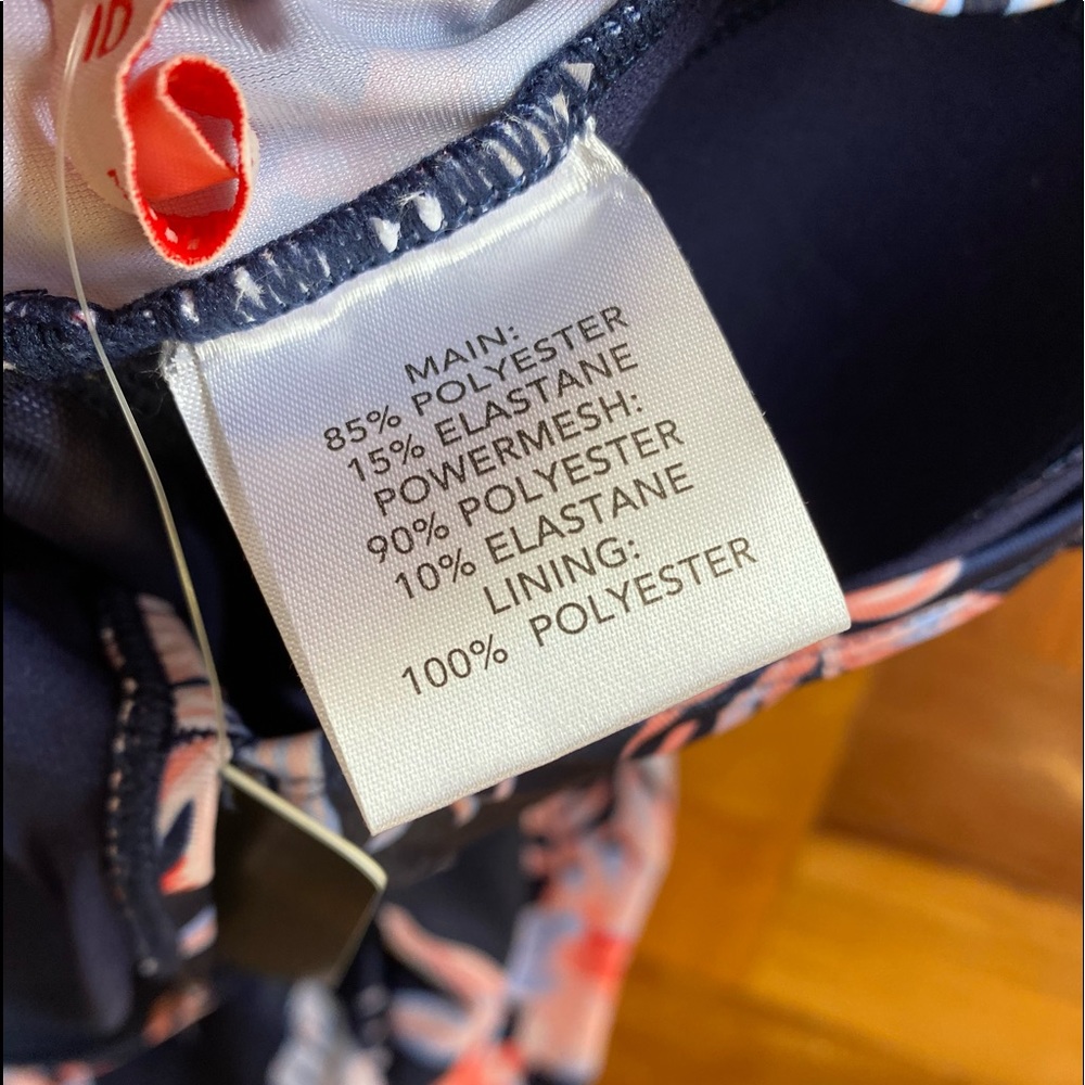 Miller’s BNWT swimsuit - Picture 7 of 7